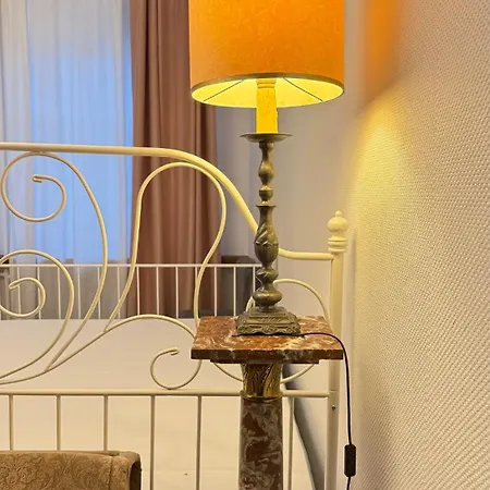 شقة Antique Elegance In Heart Of