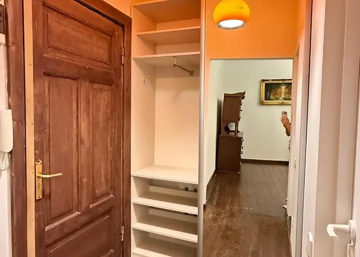 Dzīvoklis Antique Elegance In Heart Of Riga