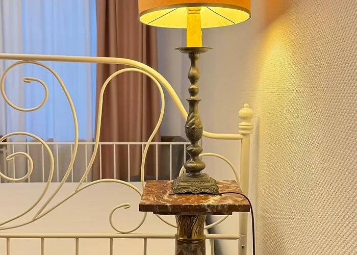 Dzīvoklis Antique Elegance In Heart Of