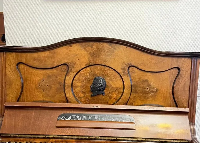 Antique Elegance In Heart Of *