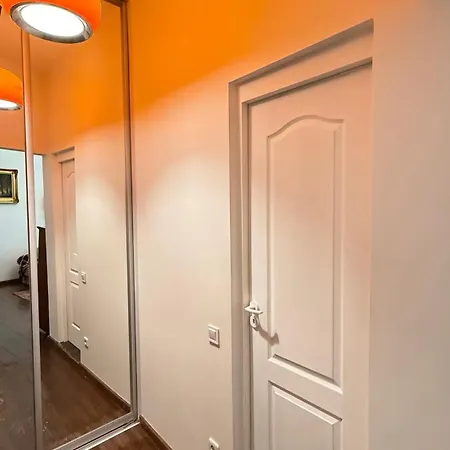 Antique Elegance In Heart Of Appartement Riga